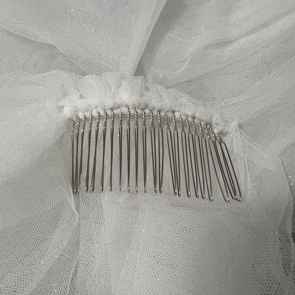 Gathered Tulle Cathedral Veil with Allover Glitter - Picture 6 of 6